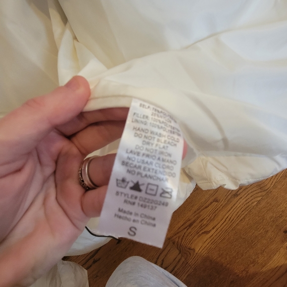 Double Zero Puffer Jacket - Picture 5 of 8